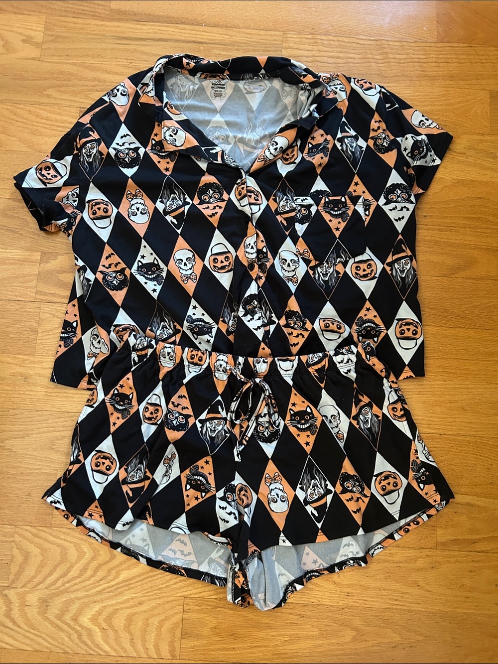 Celebrate! Halloween Diamond-Print Short Pajama Set - 8/10